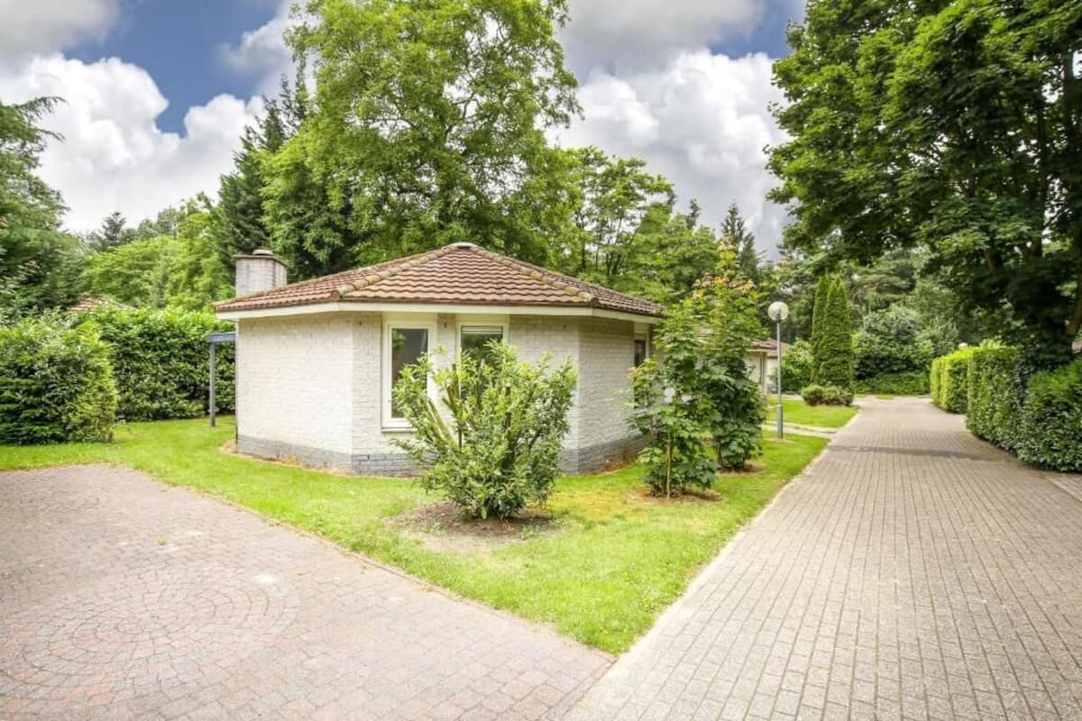 Basic Bungalow, 3 Bedrooms, Non Smoking