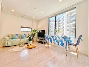 Smart TV - Comfortable Studio City Centre with Pool (Auckland)
