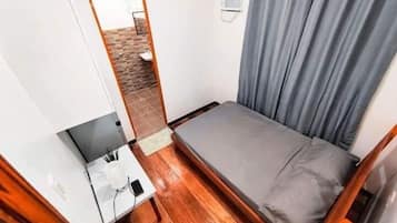 Hypo-allergenic bedding, free WiFi