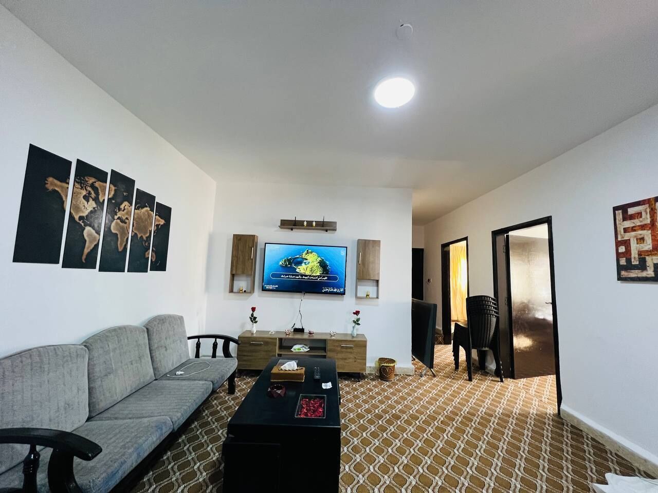 Smart TV 50-inch có truyền hình kỹ thuật số, TV, Netflix 