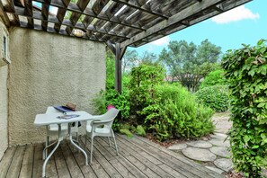 Terrace/patio - SOWELL Family Cap d'Agde (Agde)