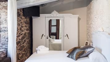 4 chambres, Wi-Fi gratuit, draps fournis