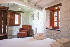 4 bedrooms, free WiFi, bed sheets - Houmi Rural House A Ponte (Boimorto)