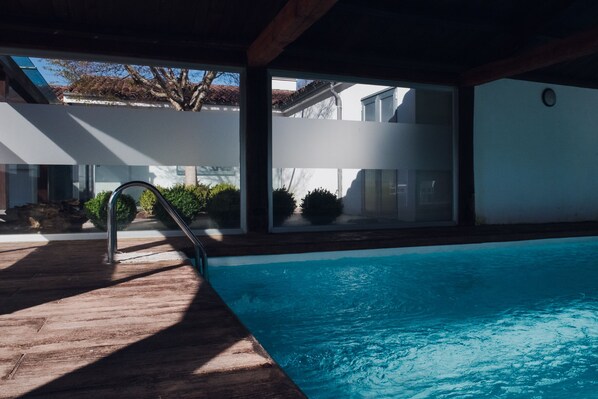 Piscine couverte, piscine chauffée