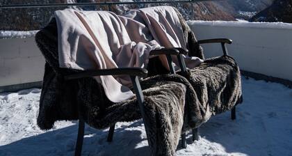 Waldhotel Fletschhorn - Panoramic Retreat in Saas Fee