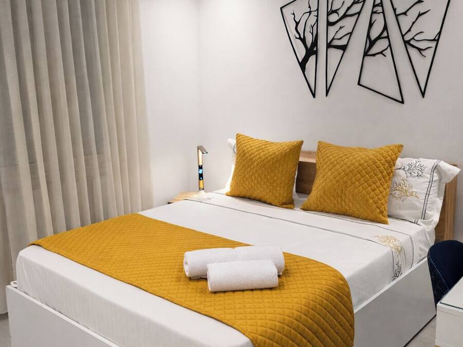 1 bedroom, free WiFi, bed sheets