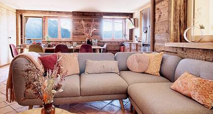 La Ferme des Fingères - Apartment with all comfort facing Mont-Blanc<br><br>This old f