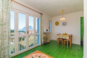 Interior - Il Vecchio Faro A48 150m From The Beach (Loiri Porto San Paolo)