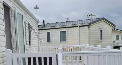 Inviting 3-bed Lodge