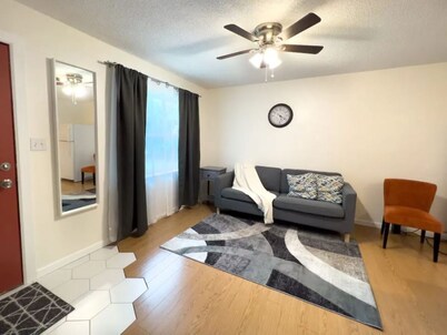 Cozy & bright 2-bedroom townhouse in Alachua