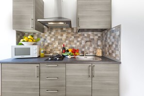 Apartamento, 1 quarto, para fumantes, sacada | Micro-ondas