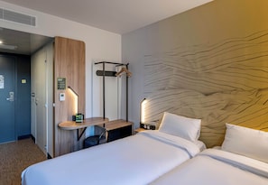 Desk, free WiFi, bed sheets
