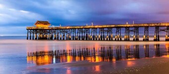 209 Turtle | 3 Min Walk Beach | King Bed!