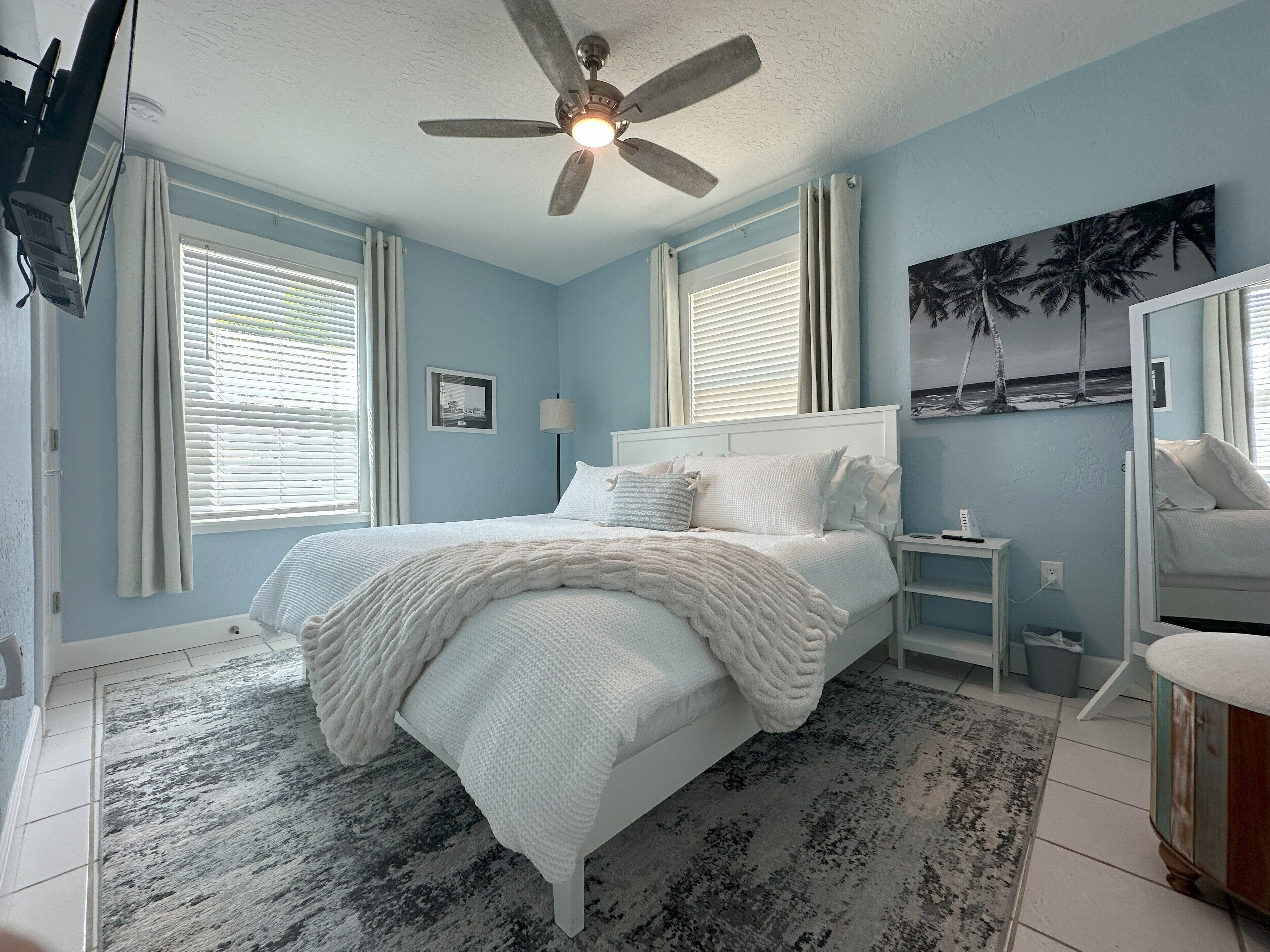 2 habitaciones, tabla de planchar con plancha y wifi gratis 