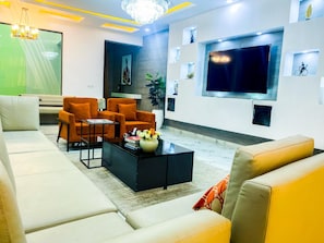 Luxury Suite | Living area