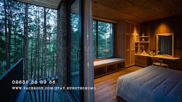 GRAND DELUXE WITH JACUZZI | Balkon