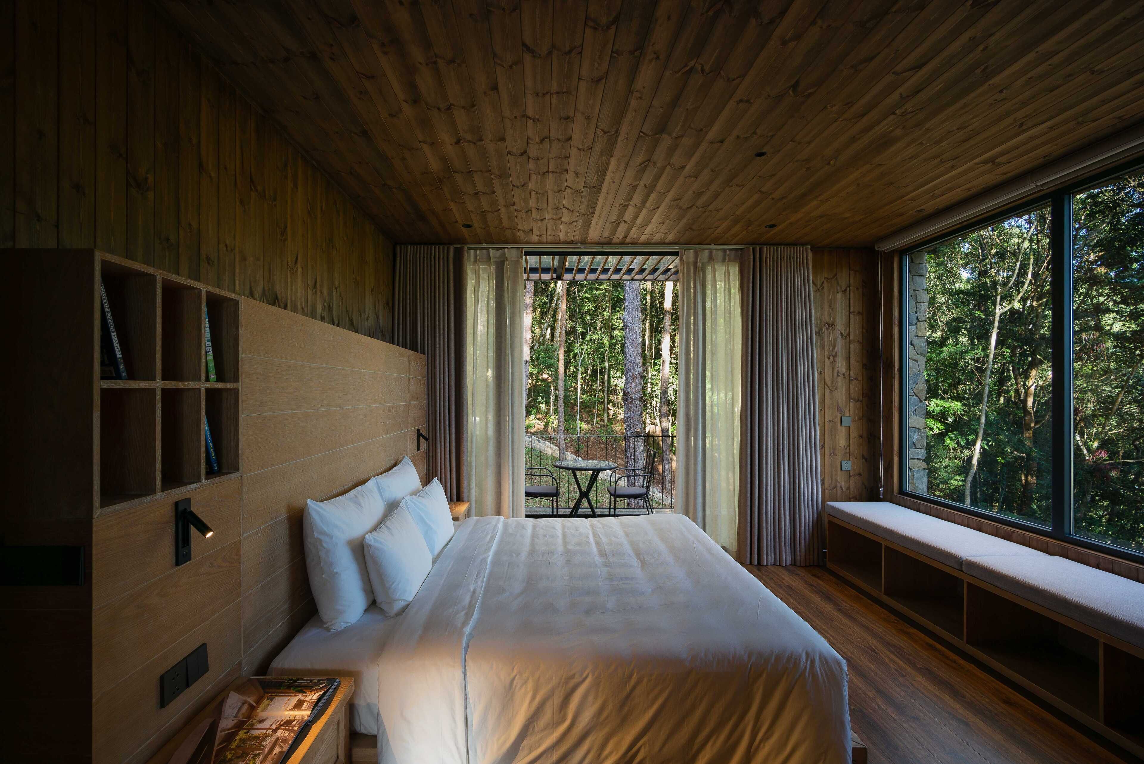 Suite estudio junior, balcón (504, 505) | Caja de seguridad en la habitación, escritorio y insonorización 