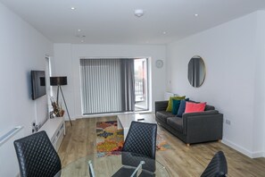 Apartment, 1 Queen Bed | Living area - Captivating 1-bed Apartment in London (London)