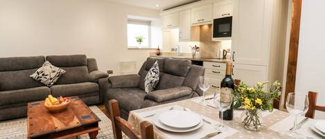 Fridge, dishwasher, electric kettle, toaster