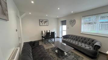 Apartment | Living area