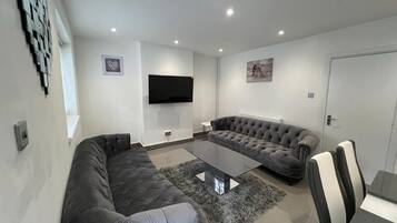 Apartment | Living area