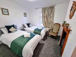 2 bedrooms, WiFi, bed sheets