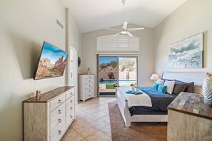 3 Schlafzimmer, Schreibtisch, Bügeleisen/Bügelbrett, kostenloses WLAN