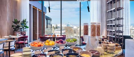 Buffet déjeuner (75 GEL par personne)