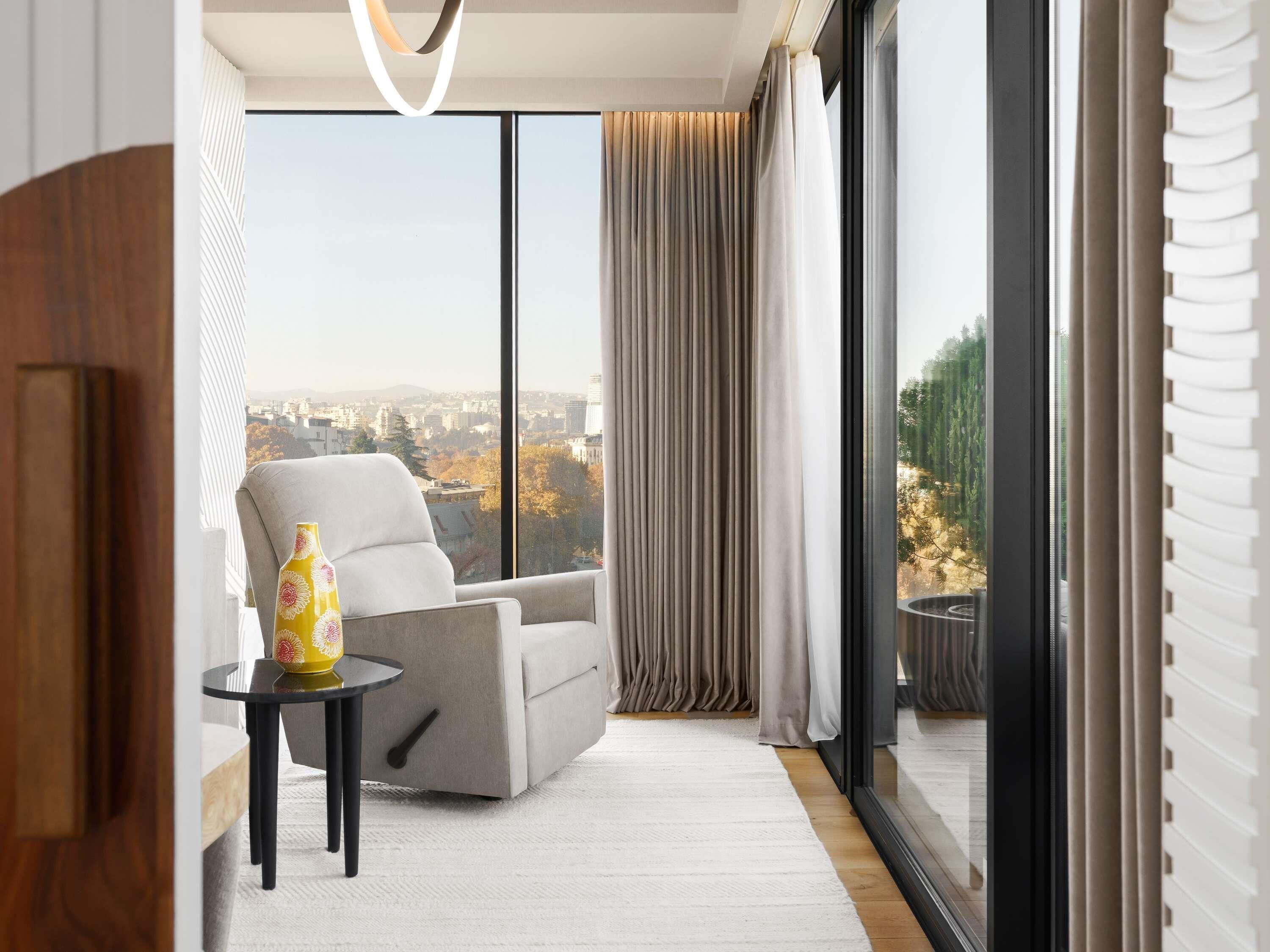 Premium bedding, minibar, in-room safe, desk