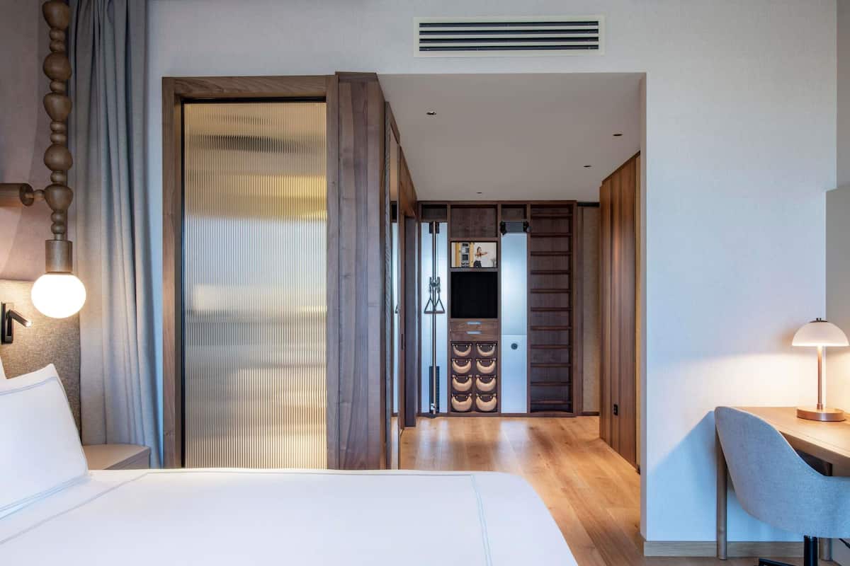 Swiss Vitality Room | 1 bedroom, premium bedding, minibar, in-room safe