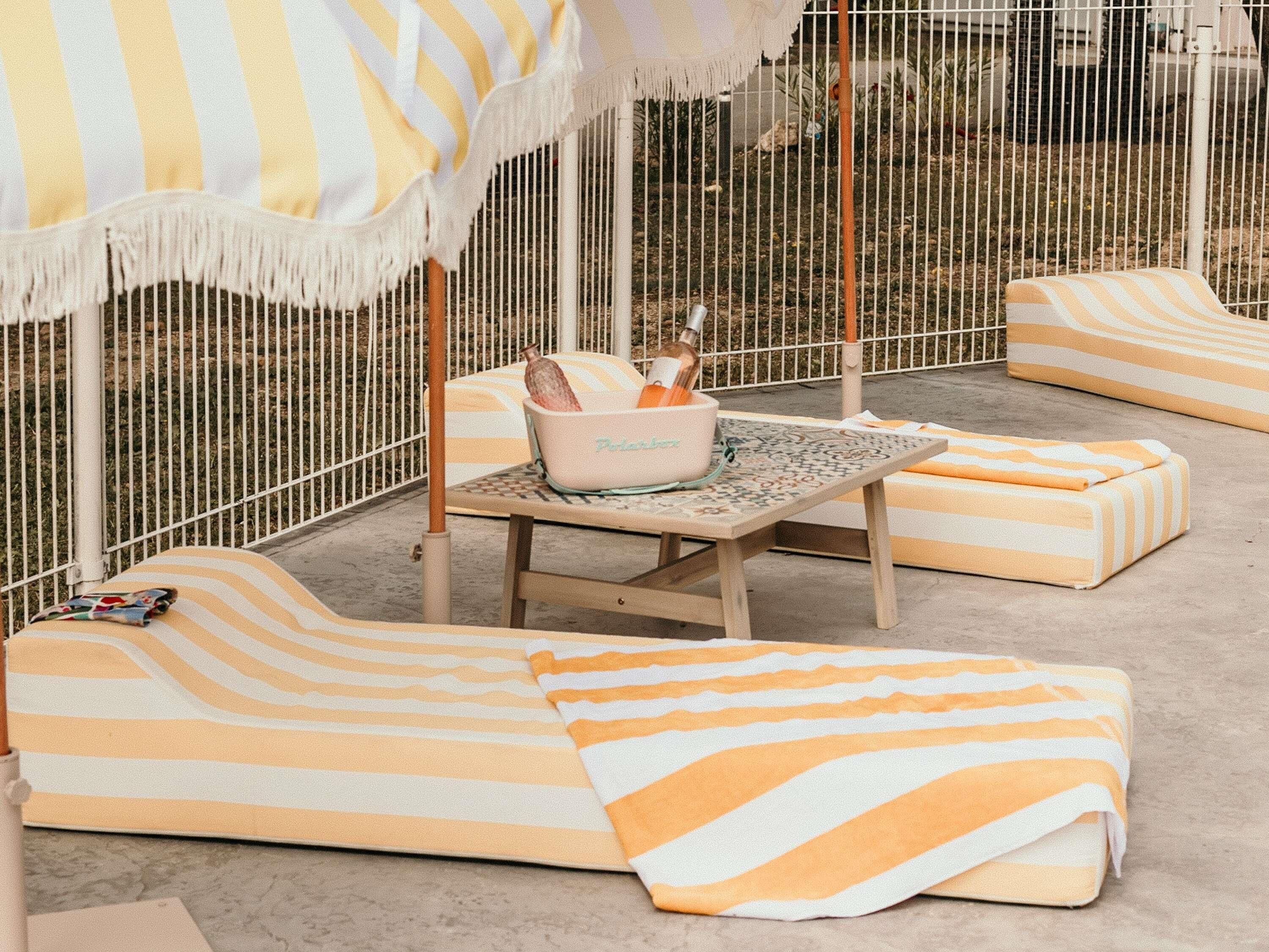 Piscine extérieure (ouverte en saison)