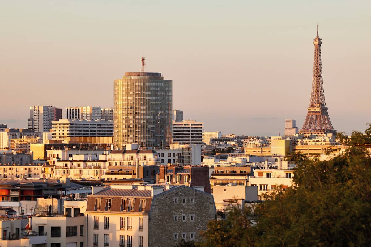 Suite, 1 King-Bett (Eiffel) | 1 Schlafzimmer, hochwertige Bettwaren, kostenlose Minibar, Zimmersafe
