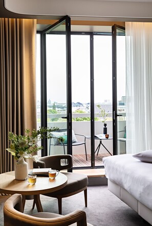 Phòng Deluxe, 1 giường cỡ king, ban công (Eiffel tower View) | Quang cảnh ban công