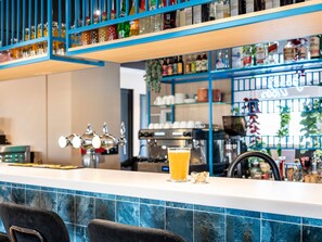 酒吧（店内）