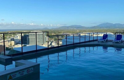 City living with Ocean Views - Highpoint Apartments