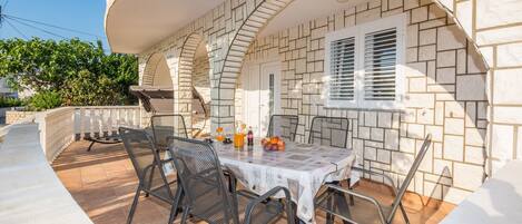 Comfort Apartment | Terrace/patio