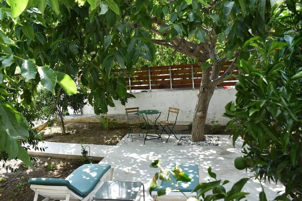 Pirgos Colorful Studio, Sleeps 2, Parking Wifi Ac - Νιπιδιτος