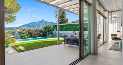 RDR234 - Amazing modern villa located minutes from beach