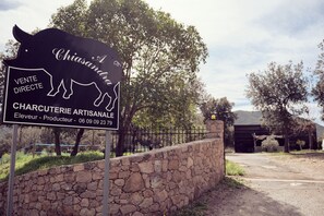 Enceinte de l’hébergement