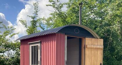 Stompy's hut - Cosy hut in very peaceful location