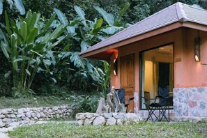 Property grounds - Katiliya Park Villa (Mae Chan)