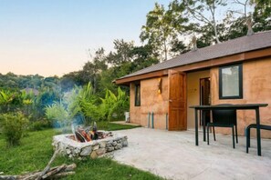 1 dormitori, bressols i wifi gratuïta 