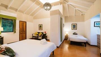 1 bedroom, cots/infant beds, free WiFi