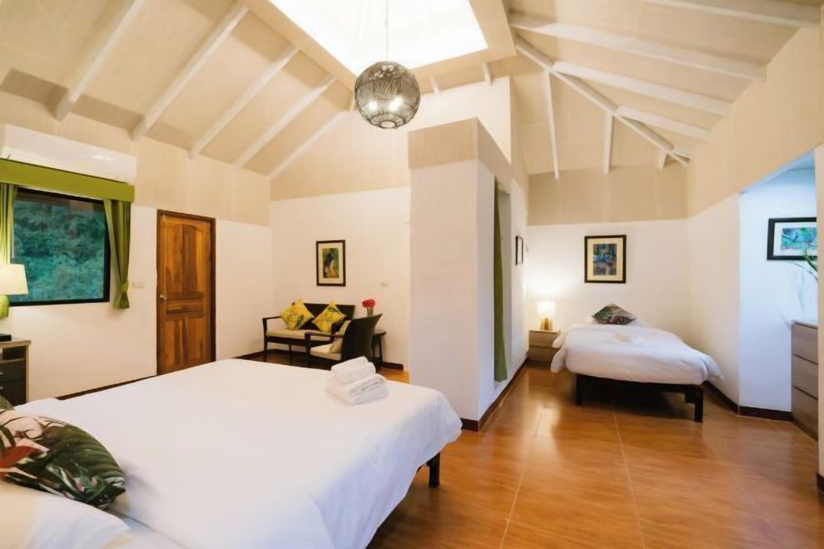 1 bedroom, cots/infant beds, free WiFi