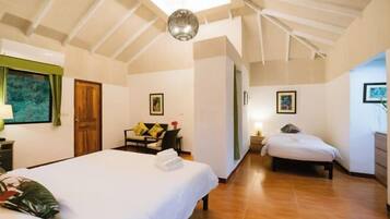 1 bedroom, cots/infant beds, free WiFi