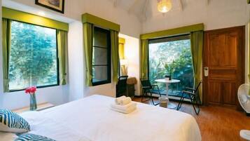 1 bedroom, cribs/infant beds, free WiFi