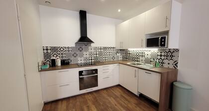 Duplex Cosy et Lumineux Bordeaux/Vignoble/Plages Médocaines - Proche commerces.