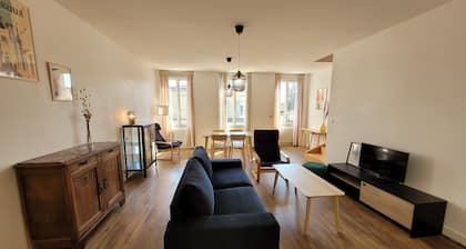 Duplex Cosy et Lumineux Bordeaux/Vignoble/Plages Médocaines - Proche commerces.