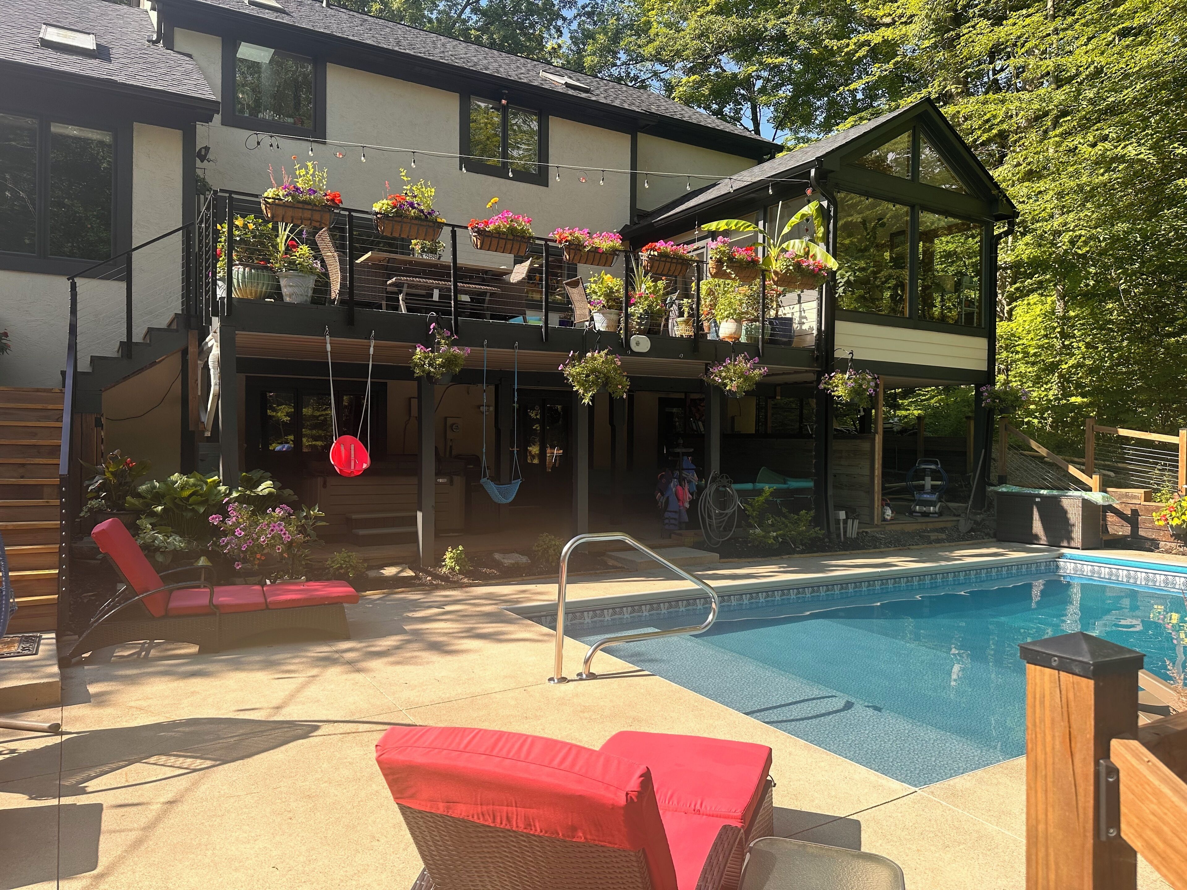 Outdoor pool, a heated pool