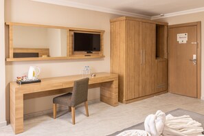 Studio Deluxe | Minibar, coffres-forts dans les chambres